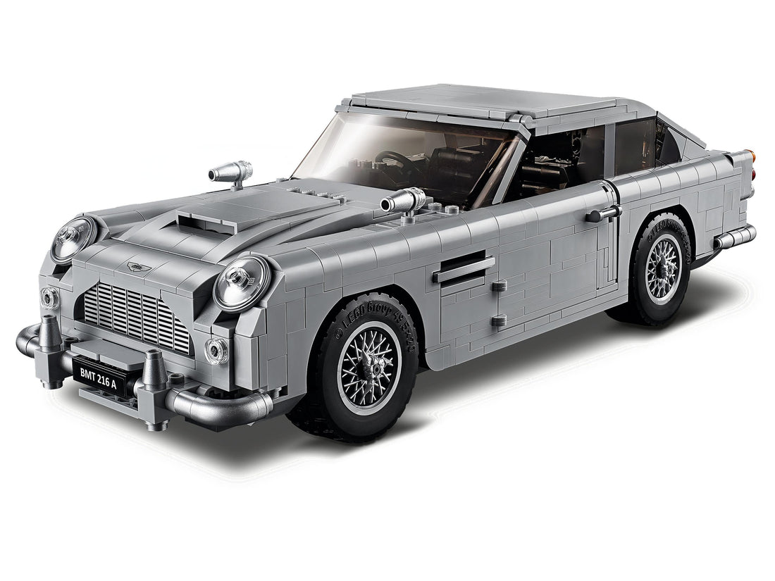 LEGO Set 10262-1 James Bond Aston Martin DB5 Alternate build Ideas: Speeders, Gunships, Falcons, and Star Wars Microcraft