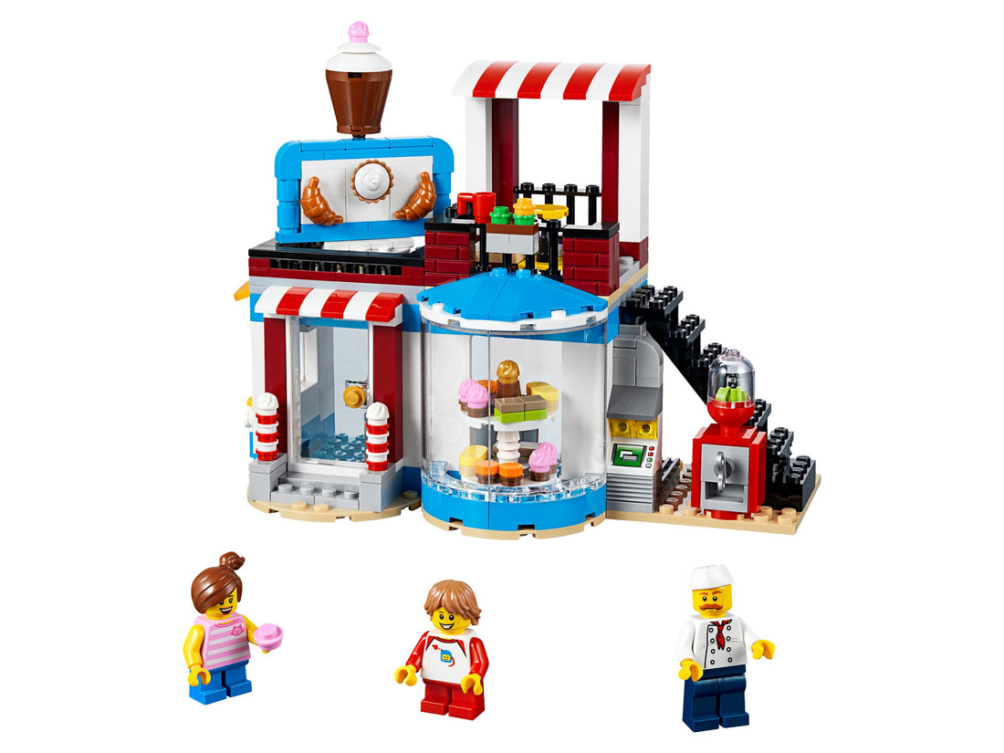 LEGO Set 31077-1 Modular Sweet Surprises Alternate build Ideas: Townhouses, Modular Rooms, and Neighborhood Rebuilds