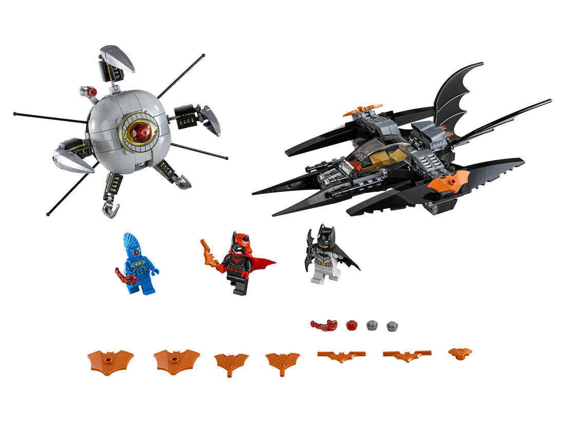 LEGO Set 76111-1 Batman: Brother Eye Takedown Alternate build Ideas: a fresh display direction