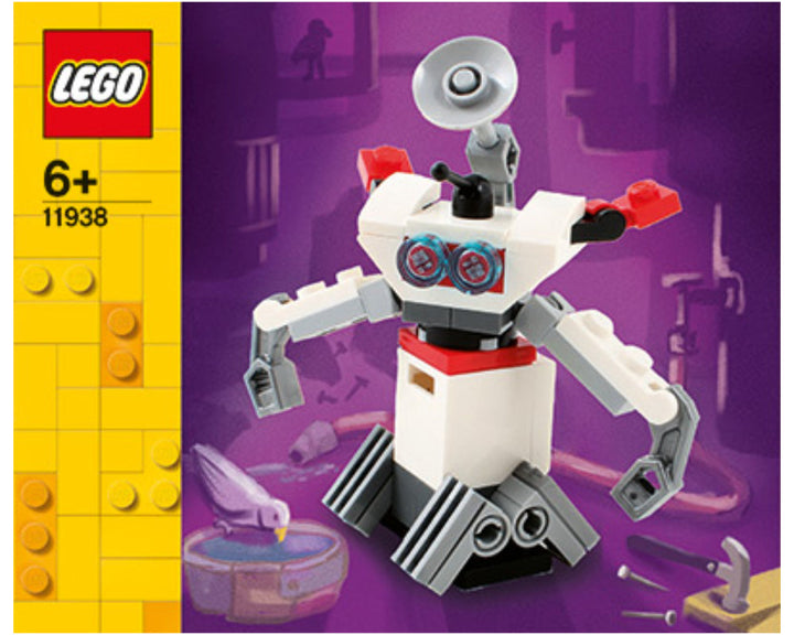 LEGO Set 11938-1 Robot Alternate build Ideas: a fresh display direction