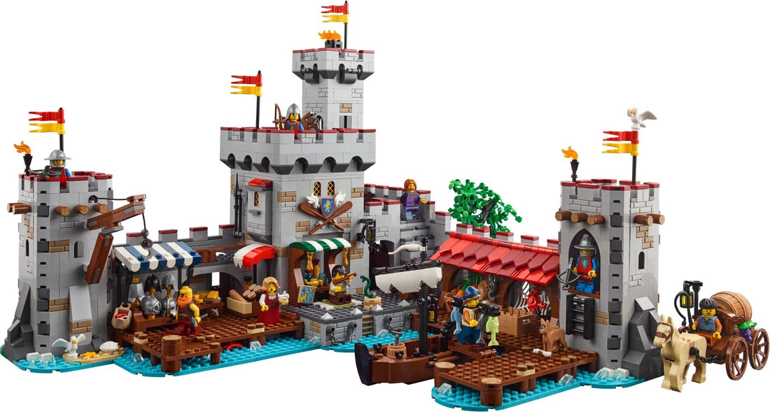 LEGO Set 910047-1 Medieval Seaside Market Alternate build Ideas: Fortresses, Market Scenes, and Medieval Rebuilds