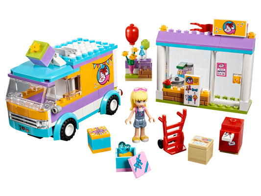 LEGO Set 41310-1 Heartlake Gift Delivery Alternate build Ideas: Harbor Scenes, Ships, and Dockside Rebuilds