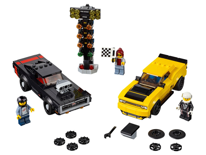 LEGO Set 75893-1 2018 Dodge Challenger SRT Demon and 1970 Dodge Charger R/T Alternate build Ideas: Fortresses, Market Scenes, and Medieval Rebuilds