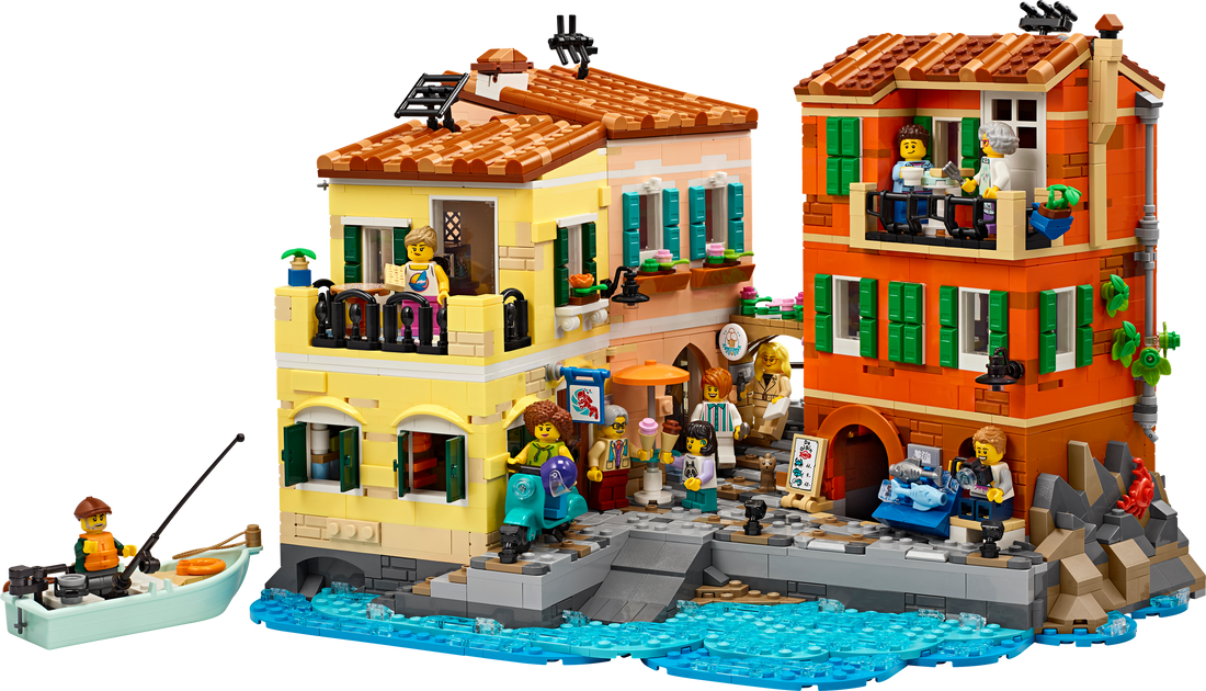 LEGO Set 21359-1 Italian Riviera Alternate build Ideas: Harbor Scenes, Ships, and Dockside Rebuilds