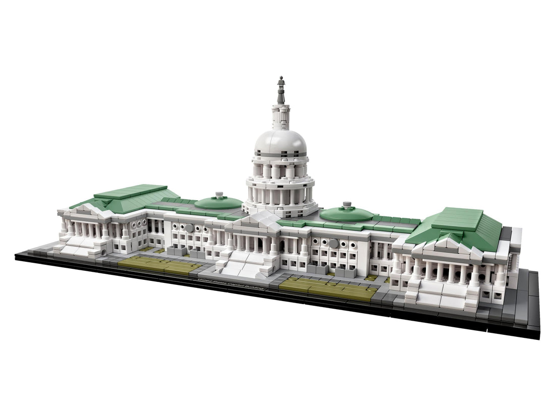 LEGO Set 21030-1 United States Capitol Building Alternate build Ideas: a fresh display direction and a playful toy train