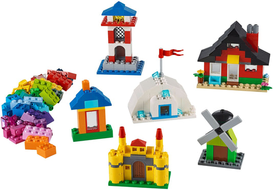 LEGO Set 11008-1 Bricks and Houses Alternate build Ideas: a fresh display direction and a compact space-ship alternate