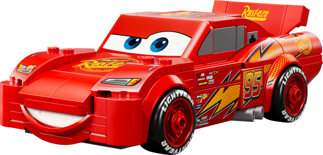 LEGO Set 77255-1 Lightning McQueen Alternate build Ideas: a cheeky sci-fi cactus crossover, a fresh display direction, and a compact space-ship alternate