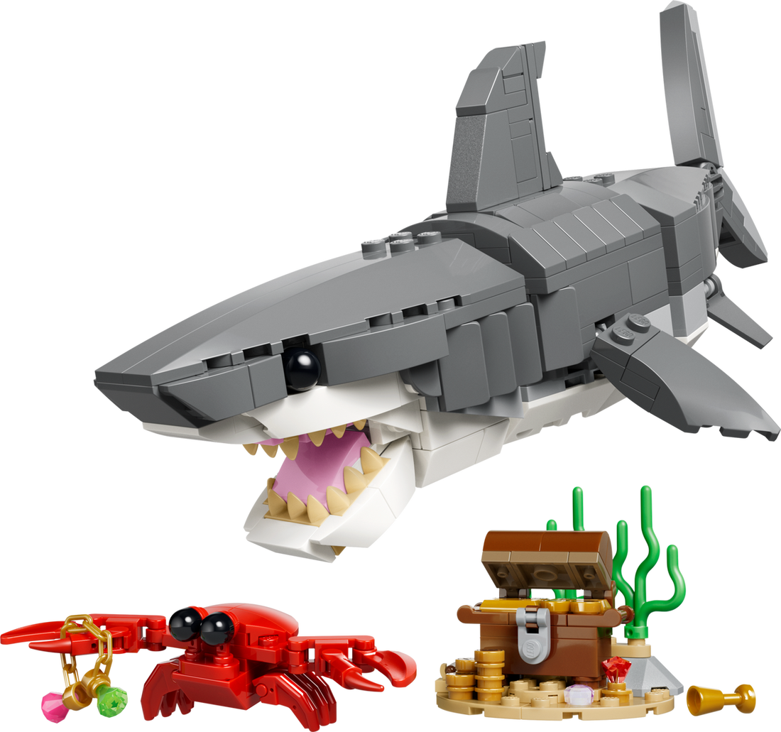 LEGO Set 31381-1 Fierce Shark with a Treasure Chest Alternate build Ideas: Birds, Trains, Spaceships, and Easter Rebuilds
