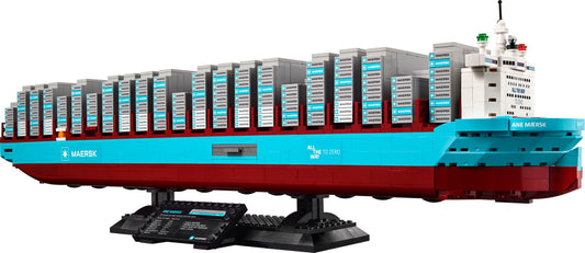 LEGO Set 40955-1 Maersk Dual-Fuel Container Vessel Alternate build Ideas: Fortresses, Market Scenes, and Medieval Rebuilds