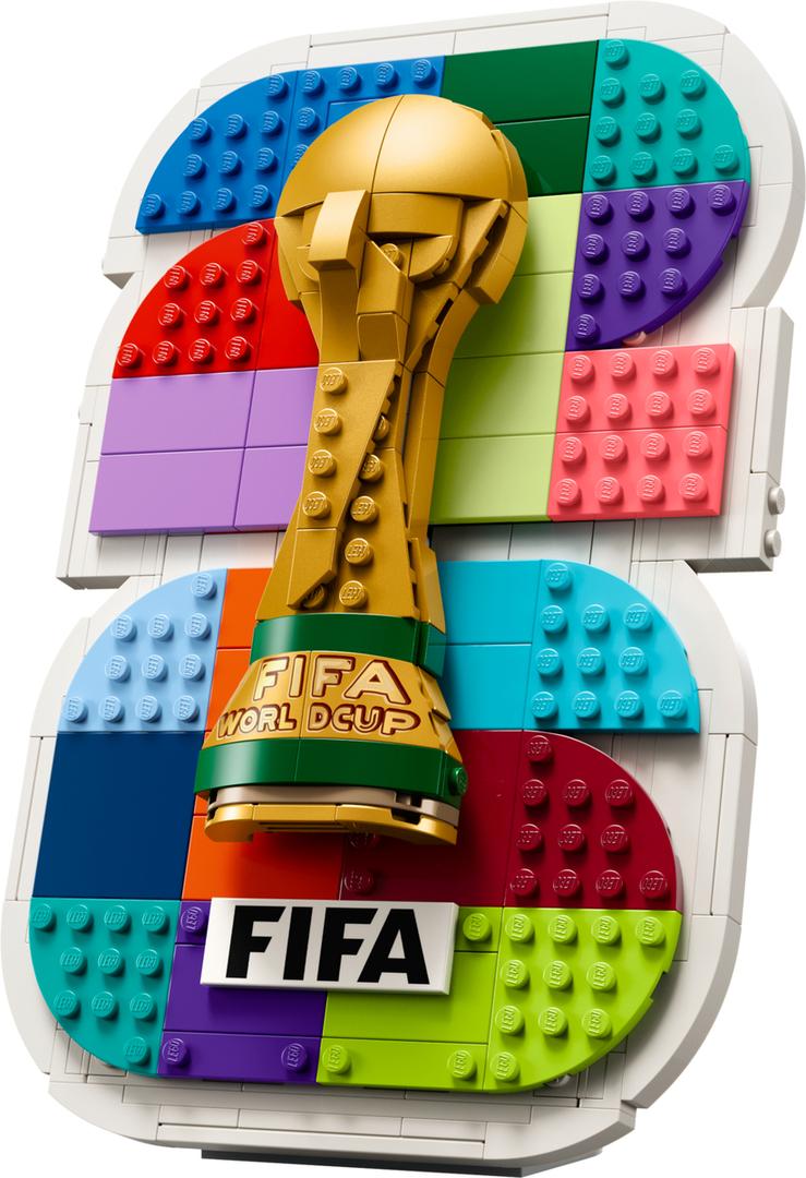 LEGO Set 43032-1 FIFA World Cup 2026 Official Emblem Alternate build Ideas: Speeders, Gunships, Falcons, and Star Wars Microcraft