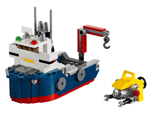 LEGO Set 31045-1 Ocean Explorer Alternate build Ideas: Harbor Scenes, Ships, and Dockside Rebuilds