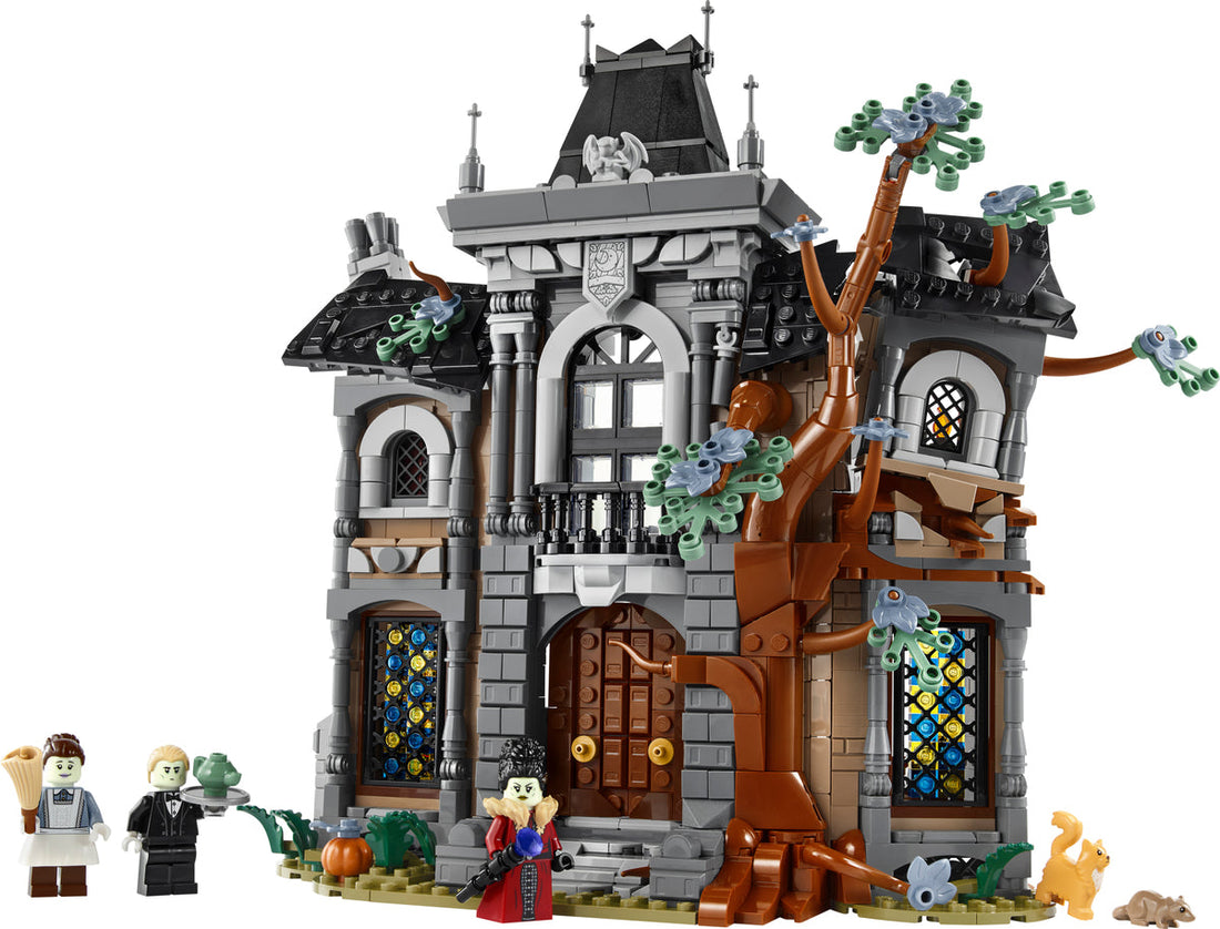 LEGO Set 11383-1 Mayor Manor Alternate build Ideas: a botanical remix and a fresh display direction
