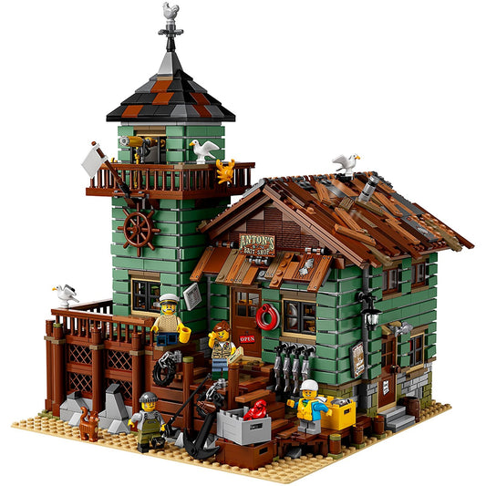 LEGO Set 21310-1 Old Fishing Store Alternate build Ideas: Townhouses, Modular Rooms, and Neighborhood Rebuilds