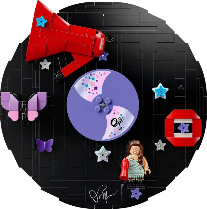 LEGO 43028 Olivia Rodrigo's Vinyl Pieces and Hidden Album Display