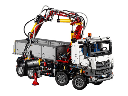 LEGO Set 42043-1 Mercedes-Benz Arocs 3245 Alternate build Ideas: a fresh display direction, a utility truck, and a compact sci-fi tank
