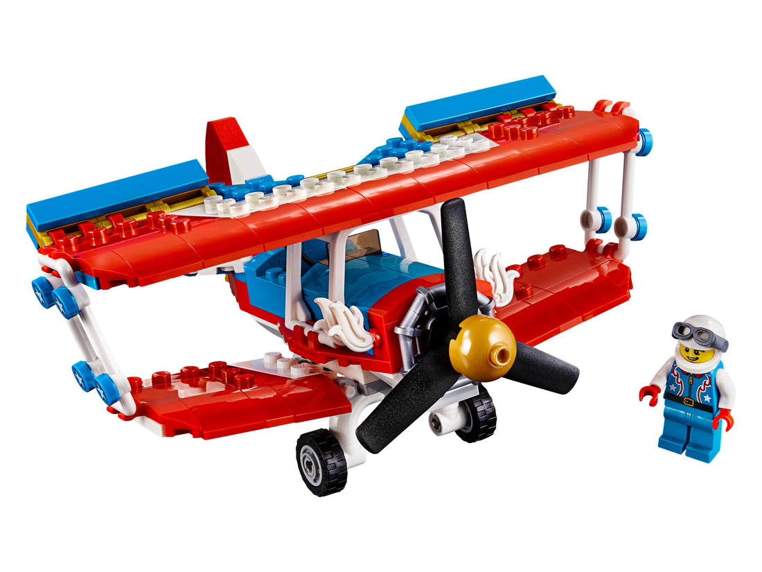 LEGO Set 31076-1 Daredevil Stunt Plane Alternate build Ideas: a fresh display direction