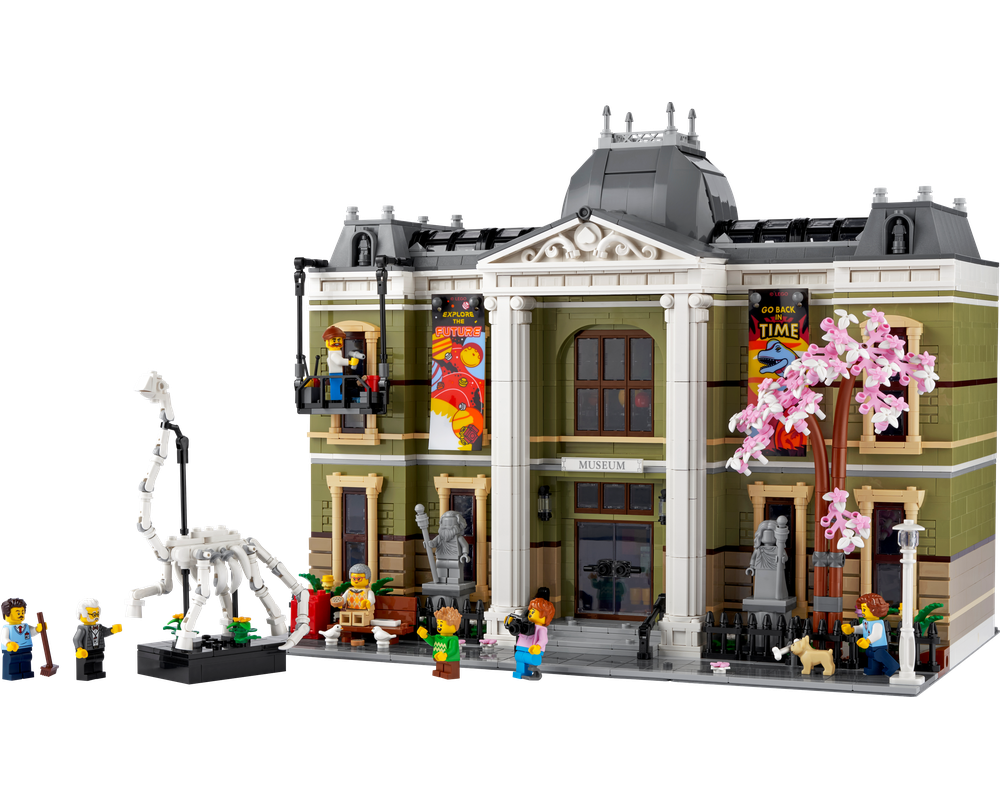 LEGO SET 10326 - Alternate build | Natural History Museum