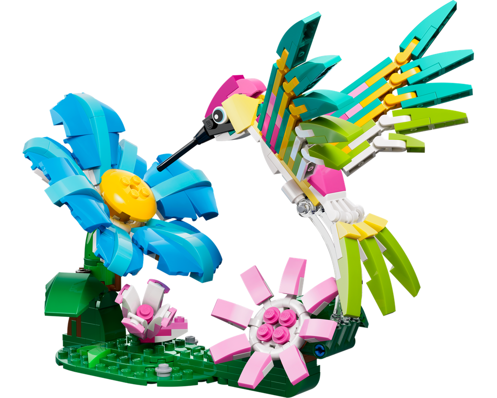LEGO Set 31384-1 - Wild Animals: Colorful Hummingbird Alternate Builds: New Ways to Rebuild This Set