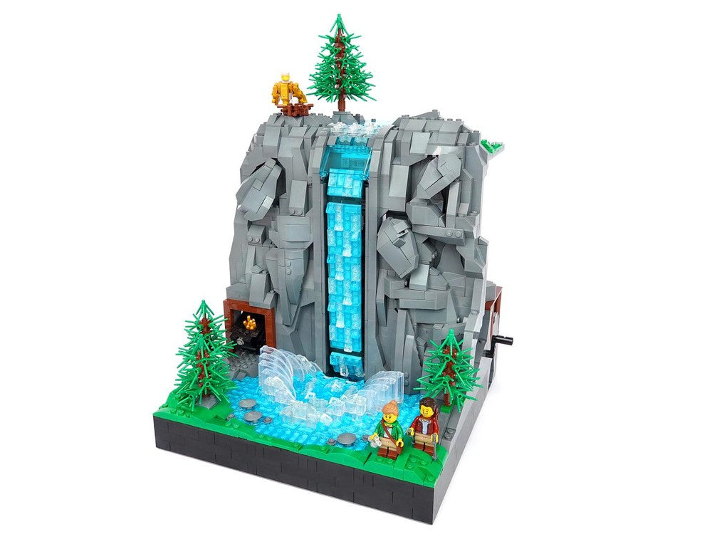 10 Inspiring Mountains LEGO MOCs: Instructions, Tips and Ideas