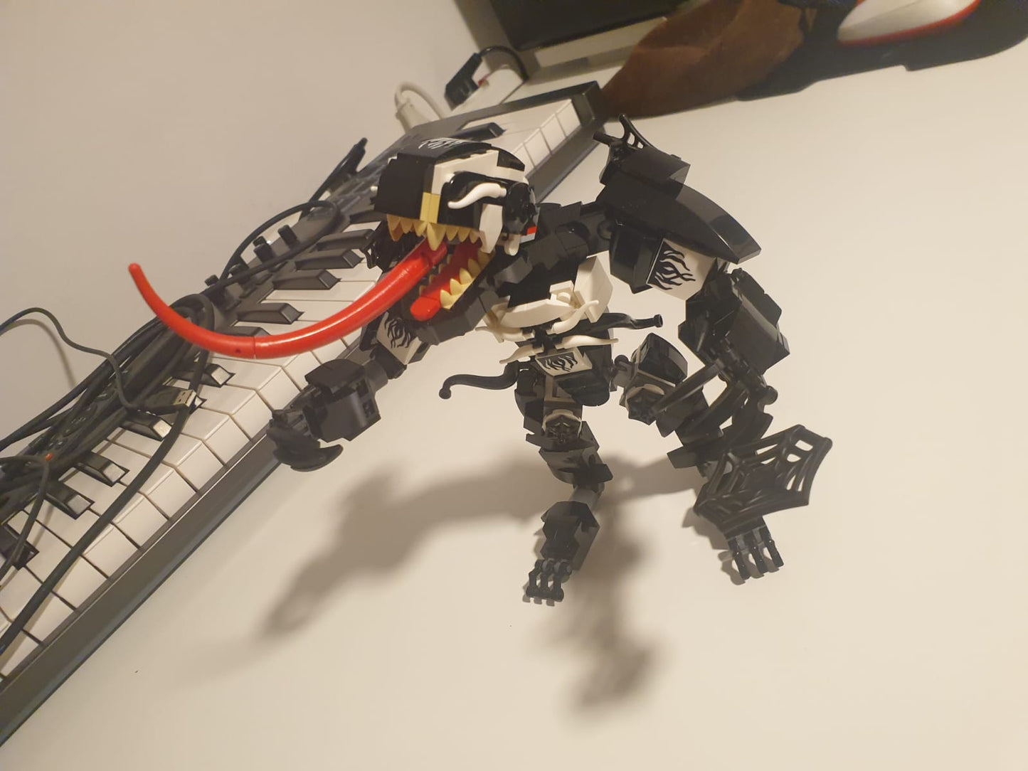 MOC - Venom Alternative Build from sets 76151+75973