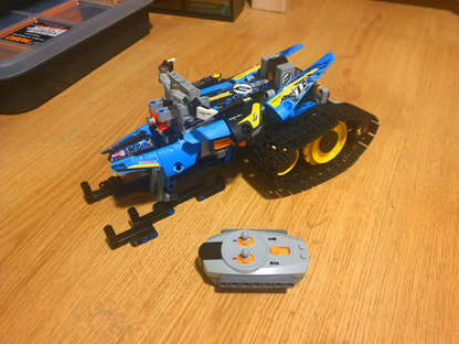 MOC - 42095 alternative build Snowmobile